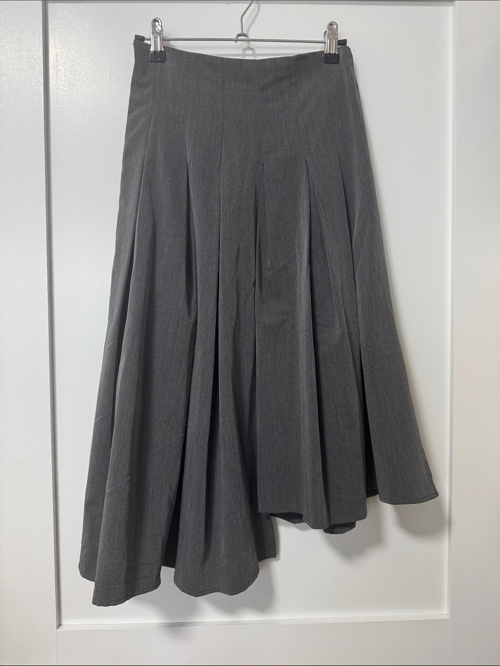 Women's Gray Pleated A-Line Skirt